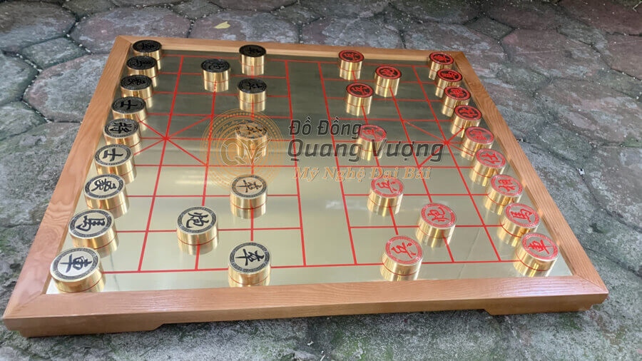 Bàn cờ tướng đẹp bằng đồng bắt mắt