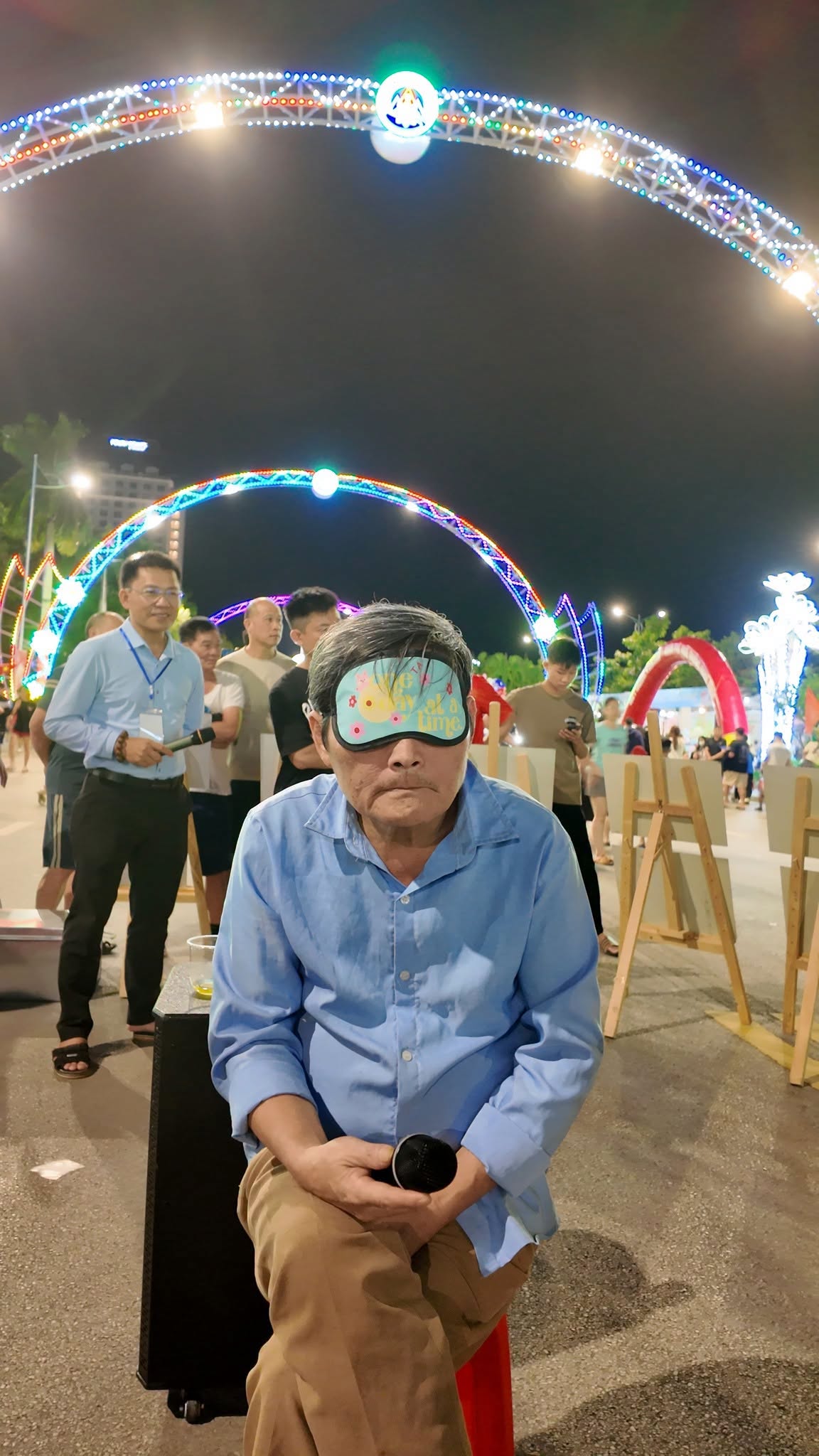 Kỳ đài Lạng Sơn - Người chơi